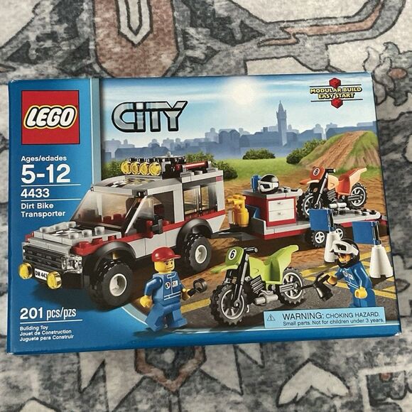 LEGO CITY: Dirt Bike Transporter (4433) Retired Sealed New - Picture 1 of 8